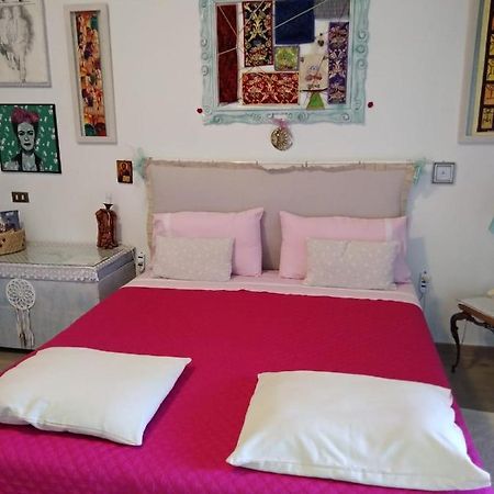 Bed and Breakfast Stanza Privata Casa Artistica Mariola San Sperate Zewnętrze zdjęcie